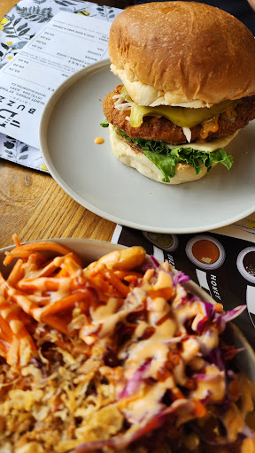 Photo of Buzz Bites - 771 Talbot St, St Thomas, ON N5P 1E3
